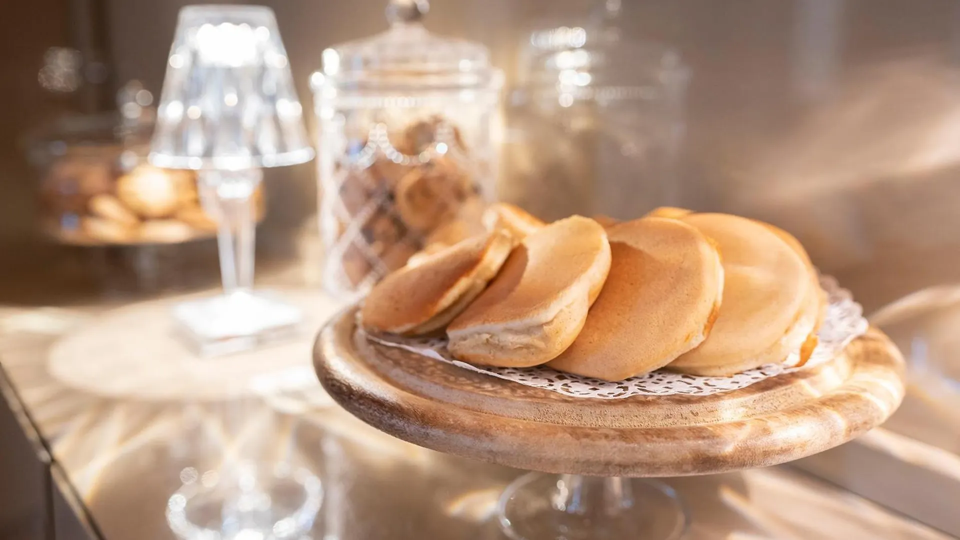 Il Portico - 1711 Luxury Guest House Arlate