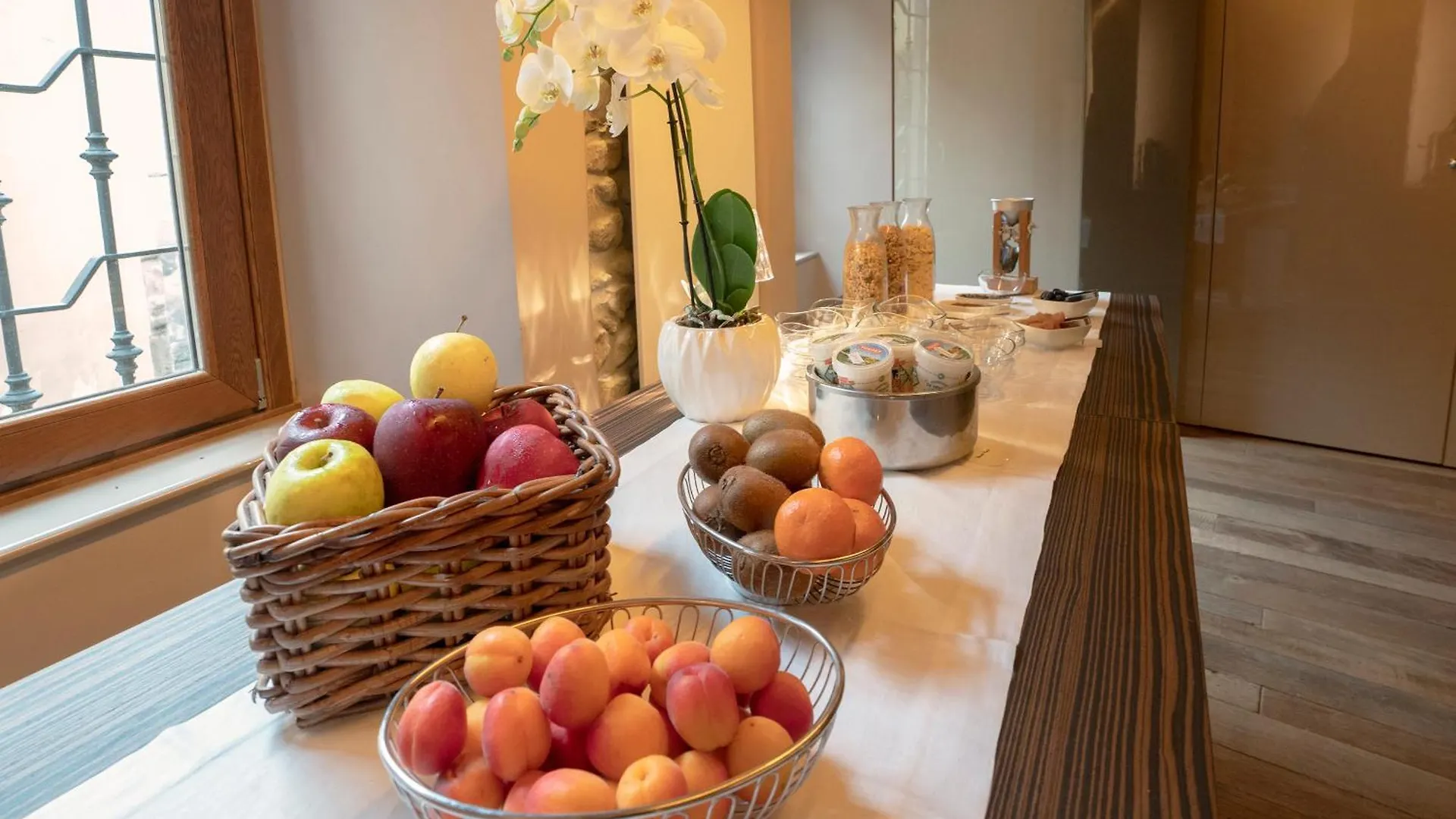 Il Portico - 1711 Luxury Guest House Arlate